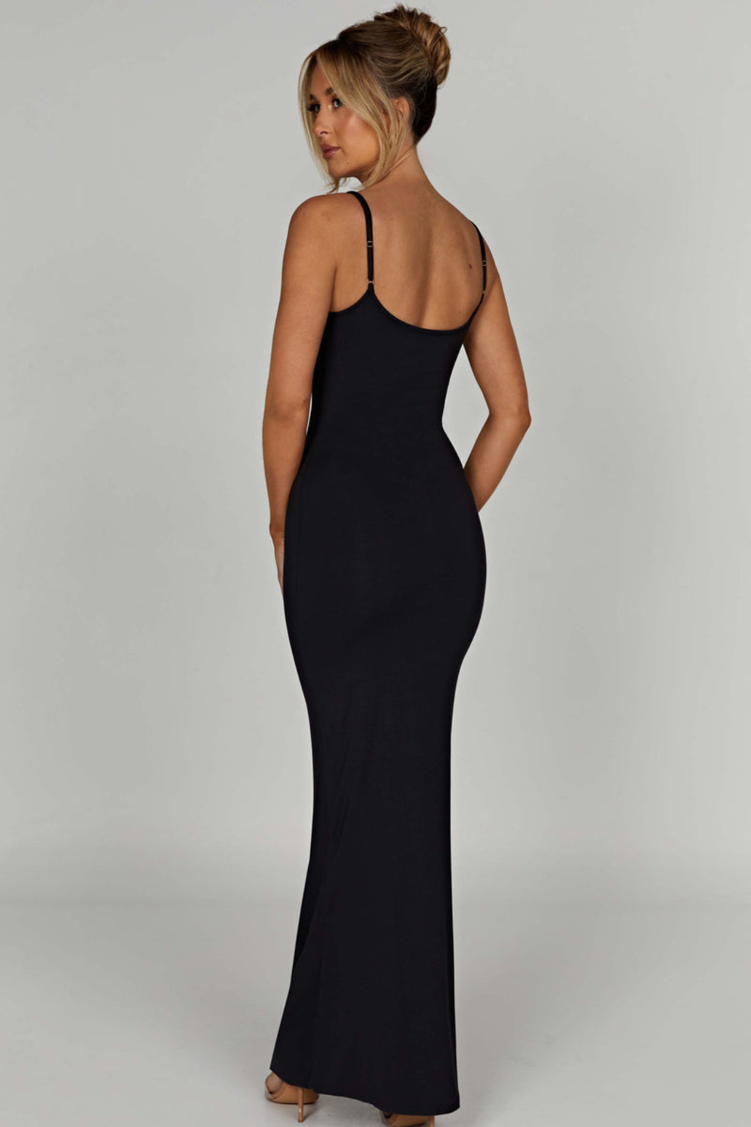 Robe Saskia