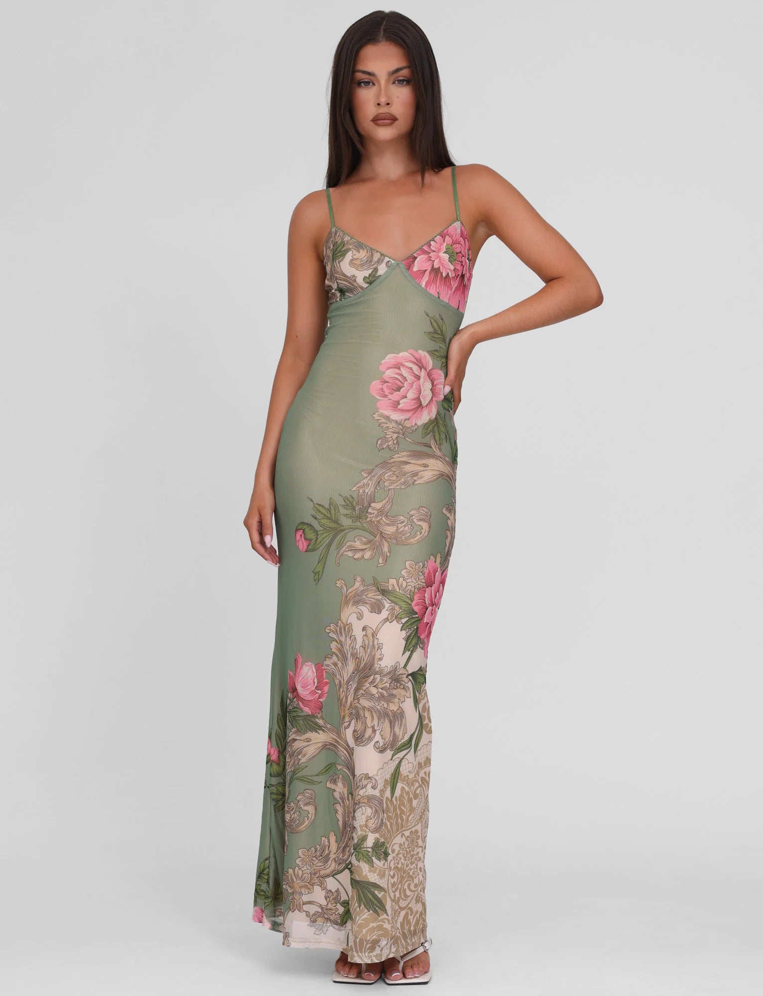 Robe Julianna