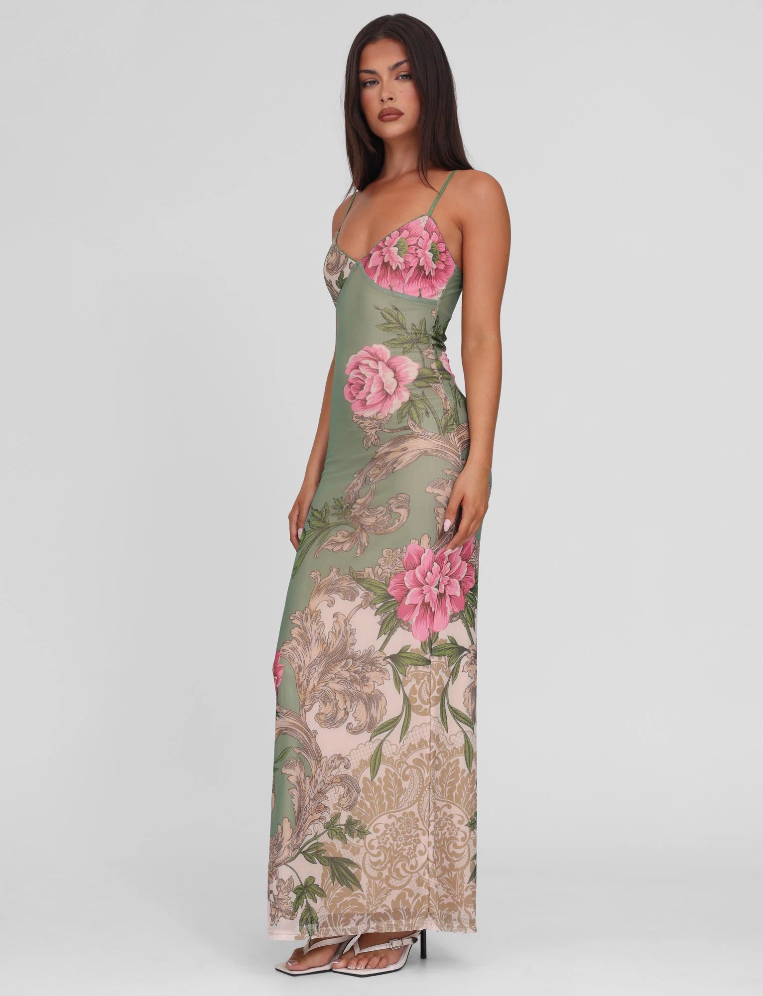 Robe Julianna